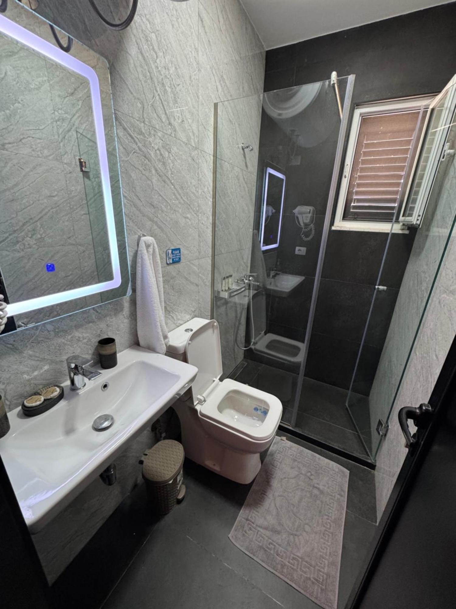 Private Villa Aras -Pleasure Of Elegance & Serenity Vlorë 외부 사진